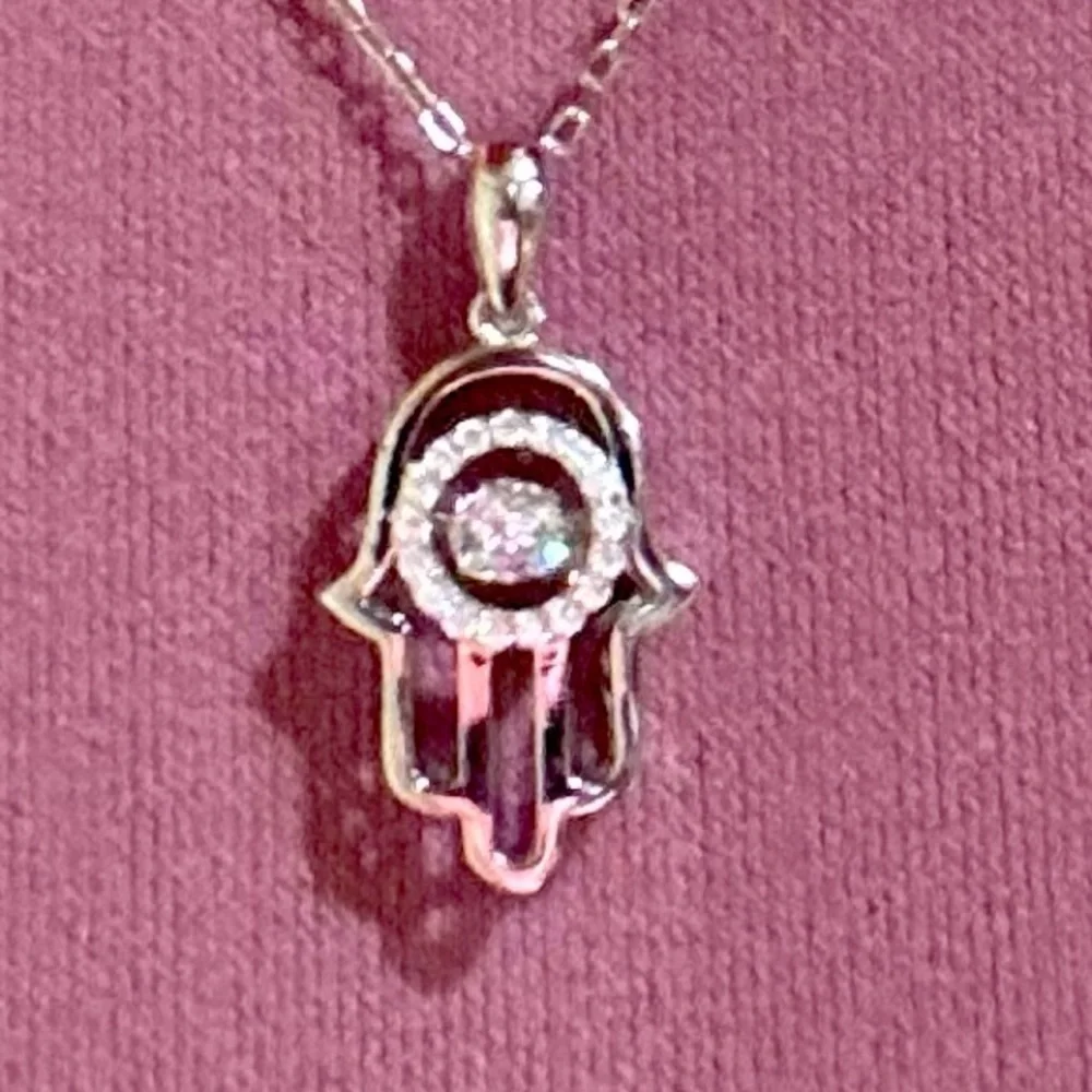 NEW HAMSA FINE JEWELRY Maya‎ Caroleena sterling silver necklace floating stone.